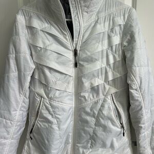 Columbia White Quilted Puffer Jacket with Chevron Panels